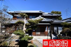 奈良県大和郡山市　重量感ある日本家屋 外観