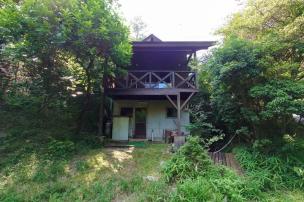 三重県伊賀市北山　青山高原の大自然に包み込まれた別荘物件 外観