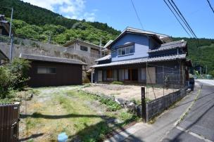 奈良県吉野郡川上村　国道沿い、菜園スペースのある戸建邸 外観